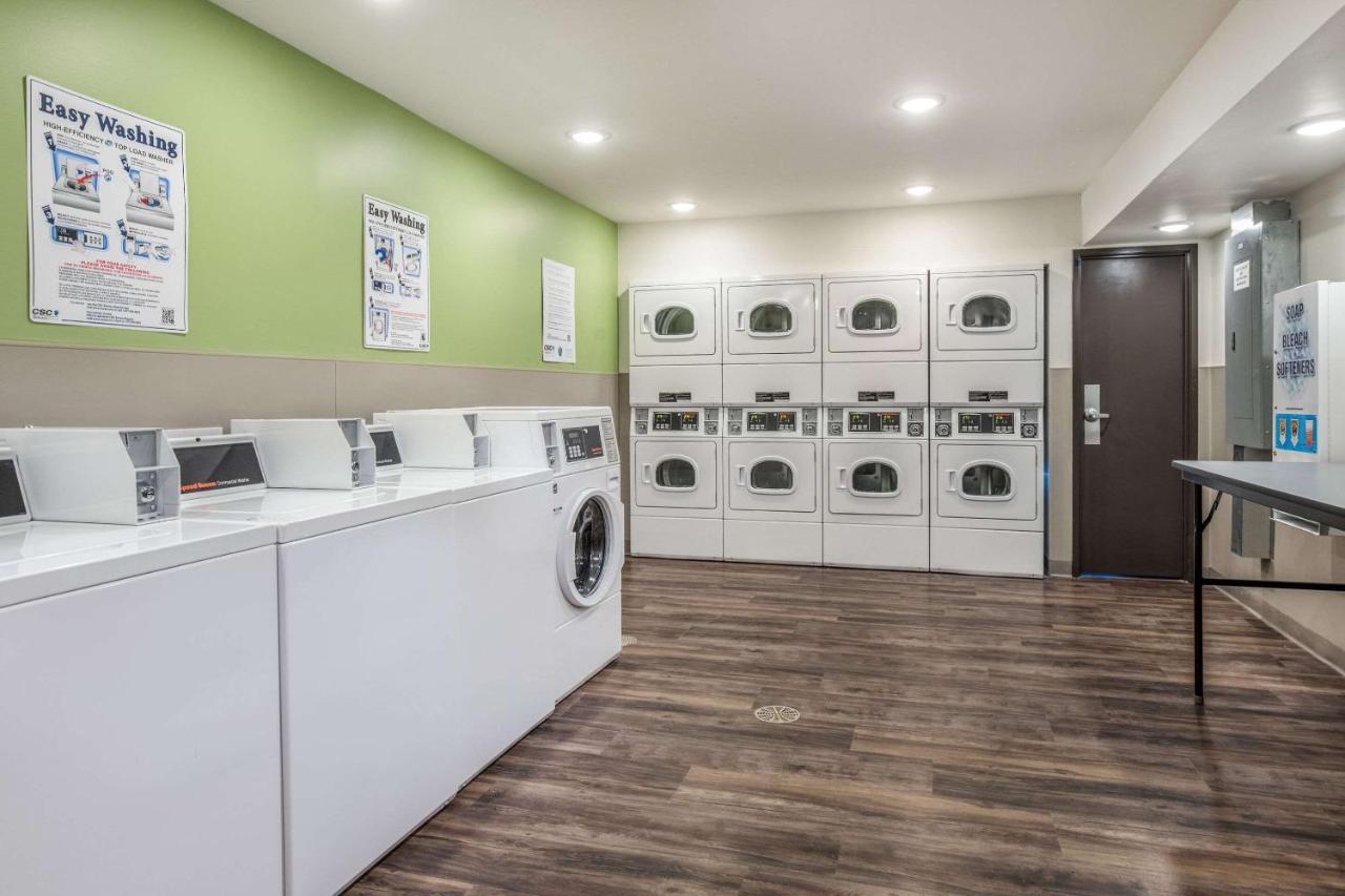 Woodspring Suites Greenville Haywood Mall エクステリア 写真